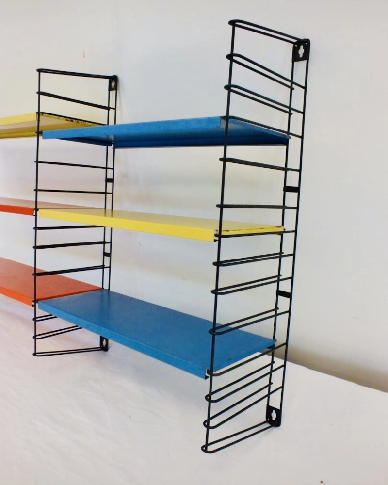 Étagères iconiques TOMADO - Adrian Dekker – Image 2